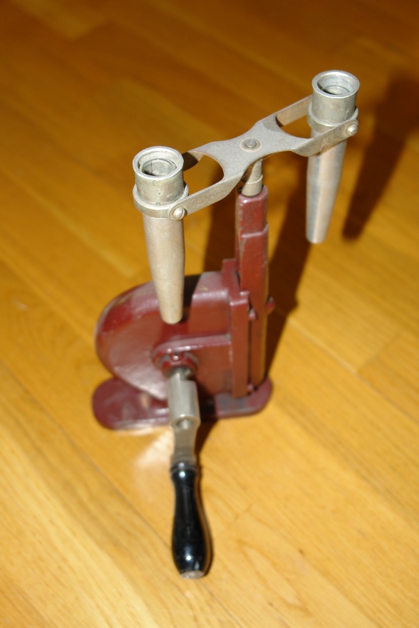 Altmodische Zentrifuge mit Handkurbel Zentrifuge mit Handkurbel