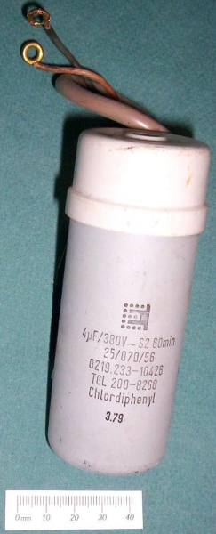 PCB-haltiger Kondensator (DDR, Baujahr ca 1979)