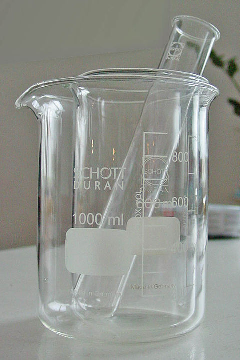 Glaswaren aus Borosilikatglas im Labor