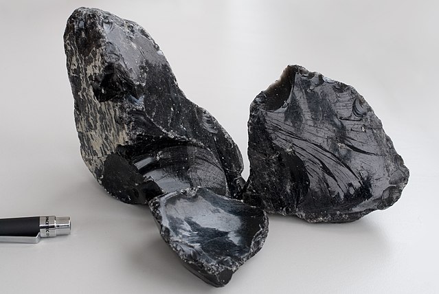 Obsidian Vulkanisches Gesteinsglas