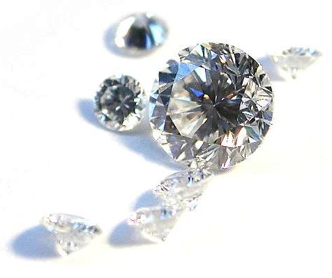 Natürliche Diamanten im Brillantschliff Natuerliche Diamanten im Brillantschliff diamant-und-graphit