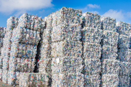 Nur sortenreine Kunststoffabfälle können werkstofflich recycelt werden Nur sortenreine Kunststoffabfälle können werkstofflich recycelt werden