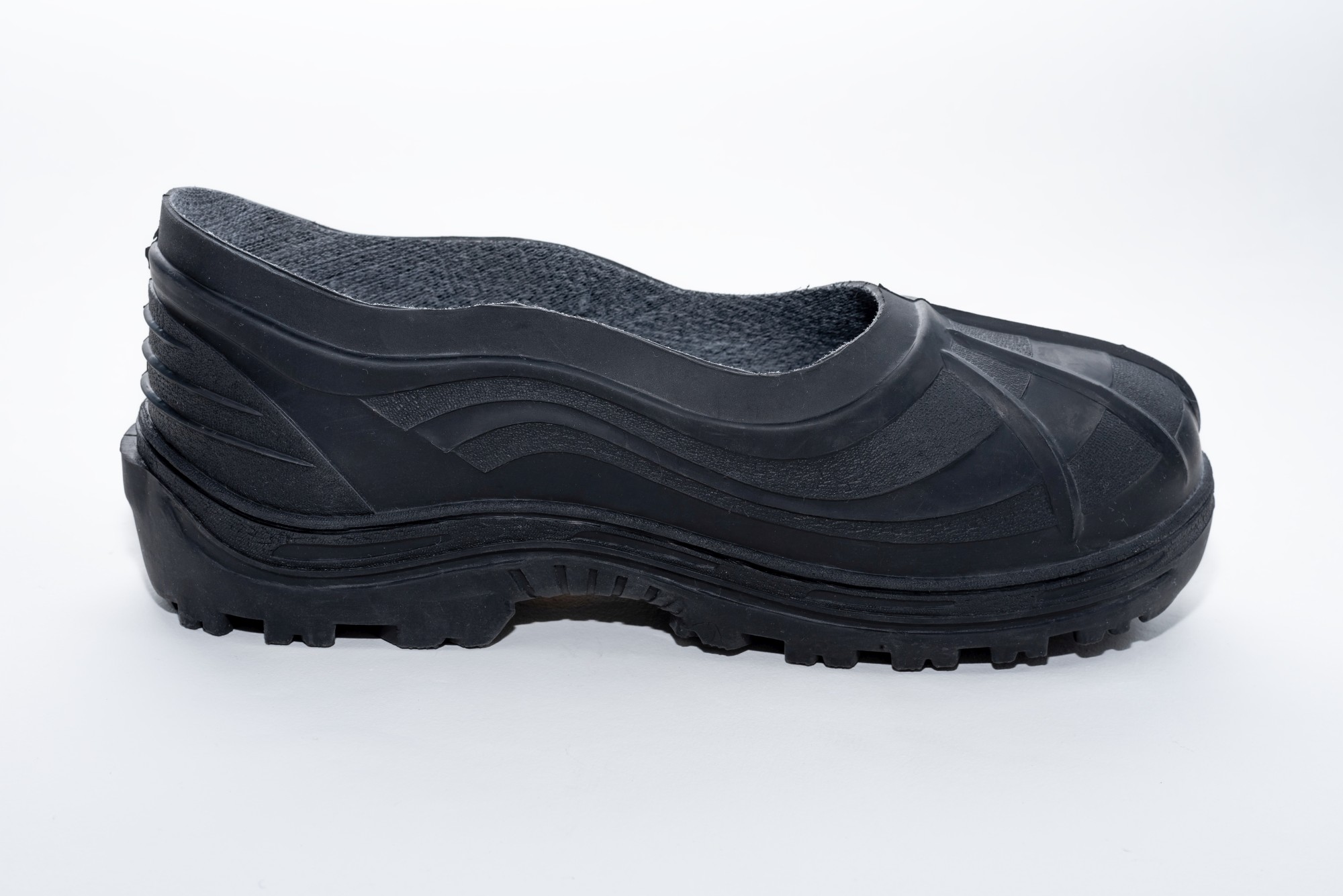 Auch zur Herstellung von Haushaltsartikeln und Schuhsohlen werden thermoplastische Elastomere eingesetzt
