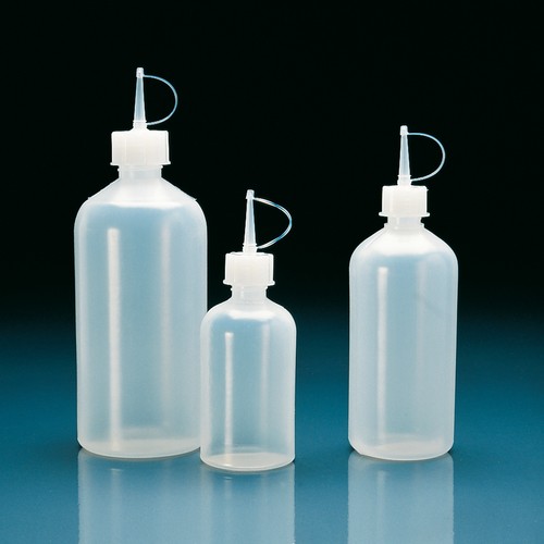 Dropping Bottle made of LDPE - long tip