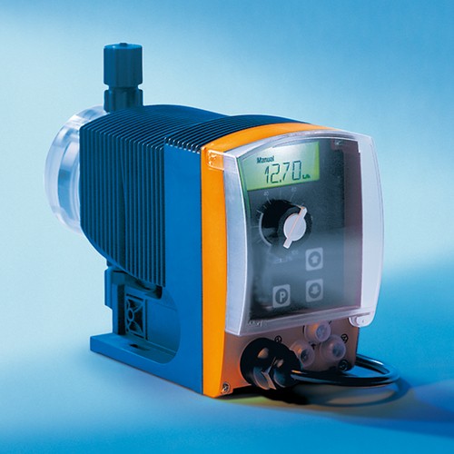 High-Tech Solenoid Diaphragm Metering Pump made of PVDF - controllable