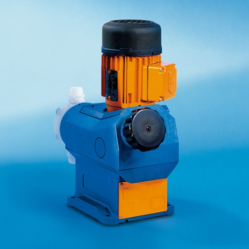 Diaphragm Metering Pump made of PVDF - Standard