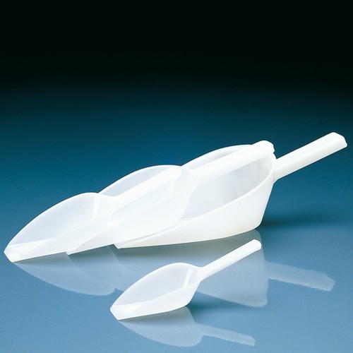 Scoop made of HDPE